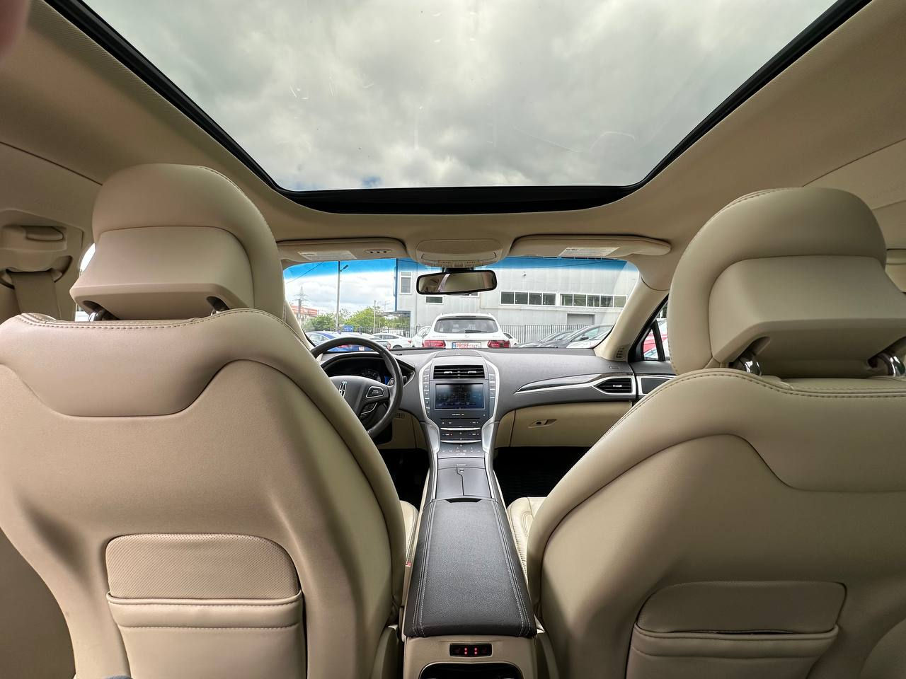 Lincoln MKZ фото 8