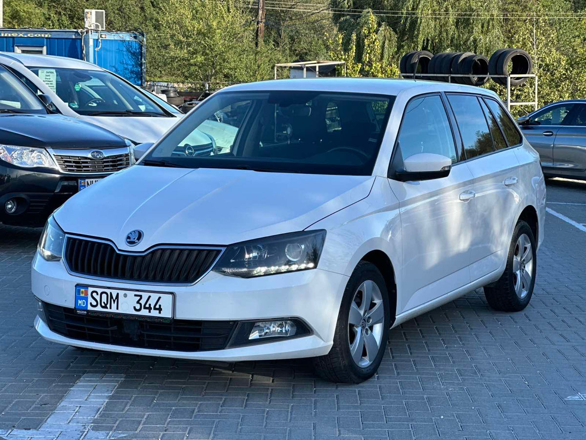 Skoda Fabia foto 2
