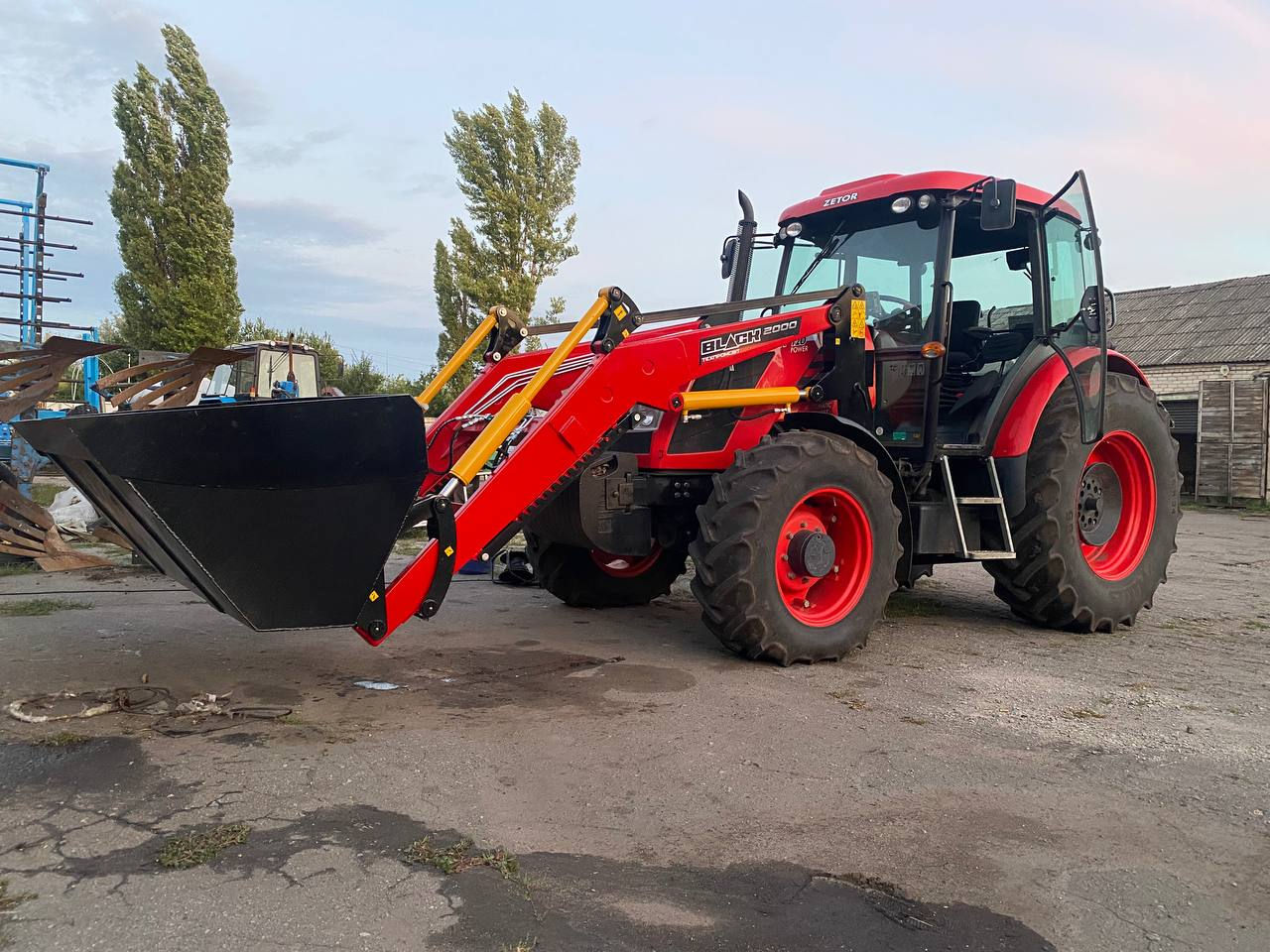 Încărcător frontal black-2000 pentru ORICE tractor / фронтальный погрузчик, black-2000 in rate cu 0% foto 3