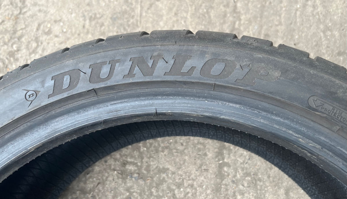 Продам 1 б.у шину 225/40 R18 Dunlop Sportmaxx RT фото 5