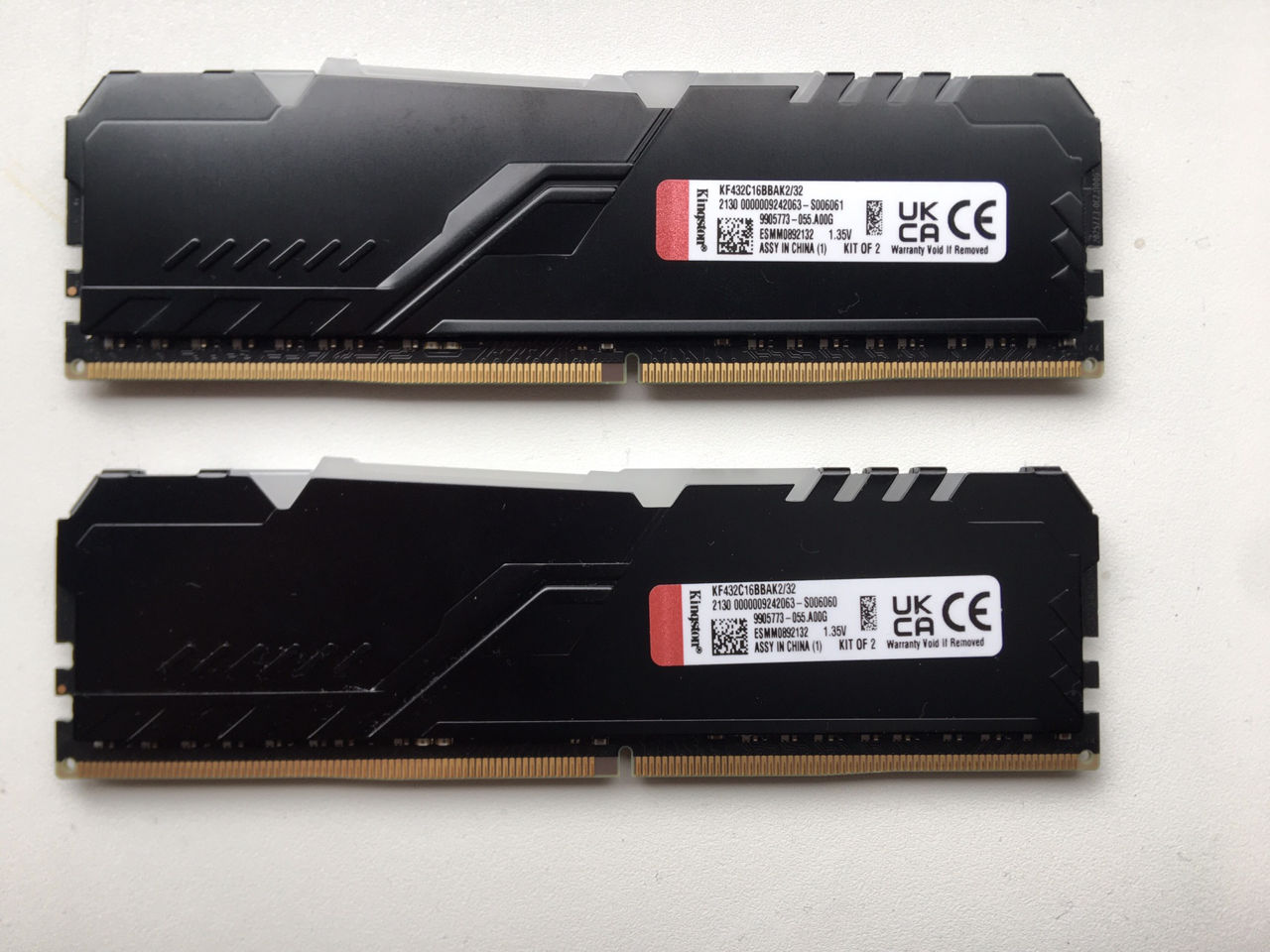 Ram 2x 32GB = 64Gb 4G x 64-Bit DDR4-3200