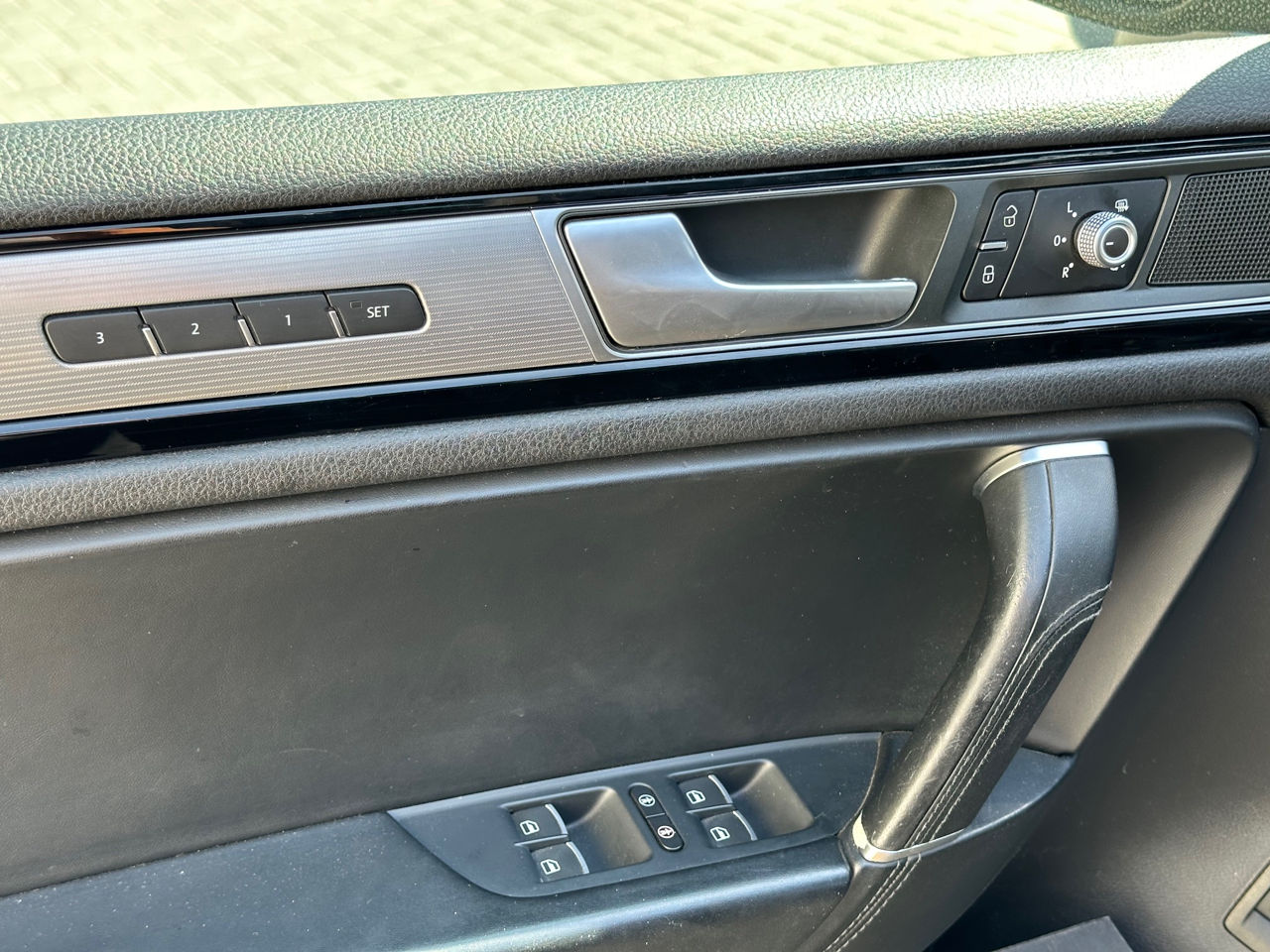 Volkswagen Touareg foto 15