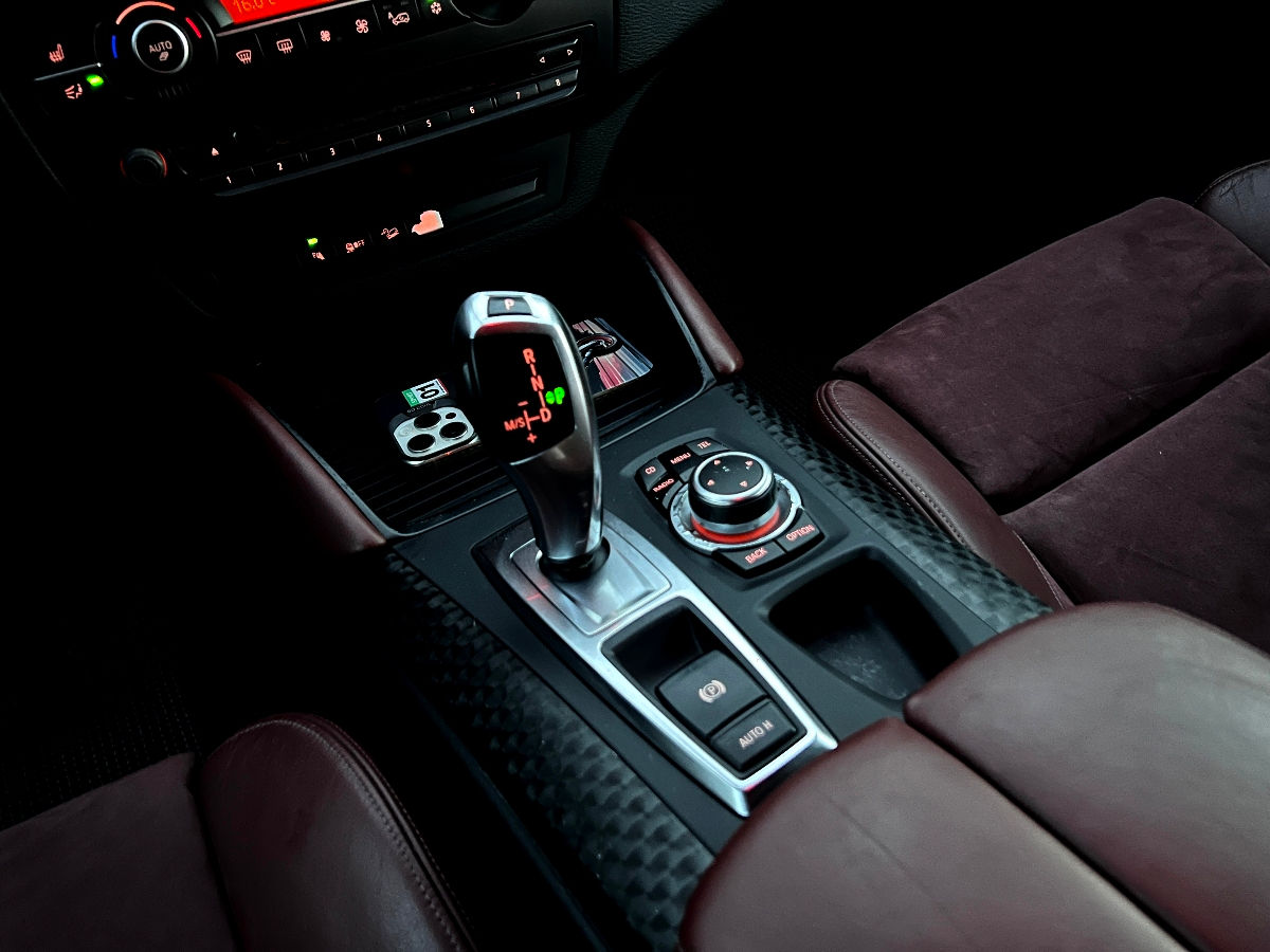 BMW X6 foto 8