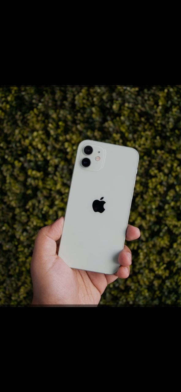 Apple iPhone 12 белый 128 б/у