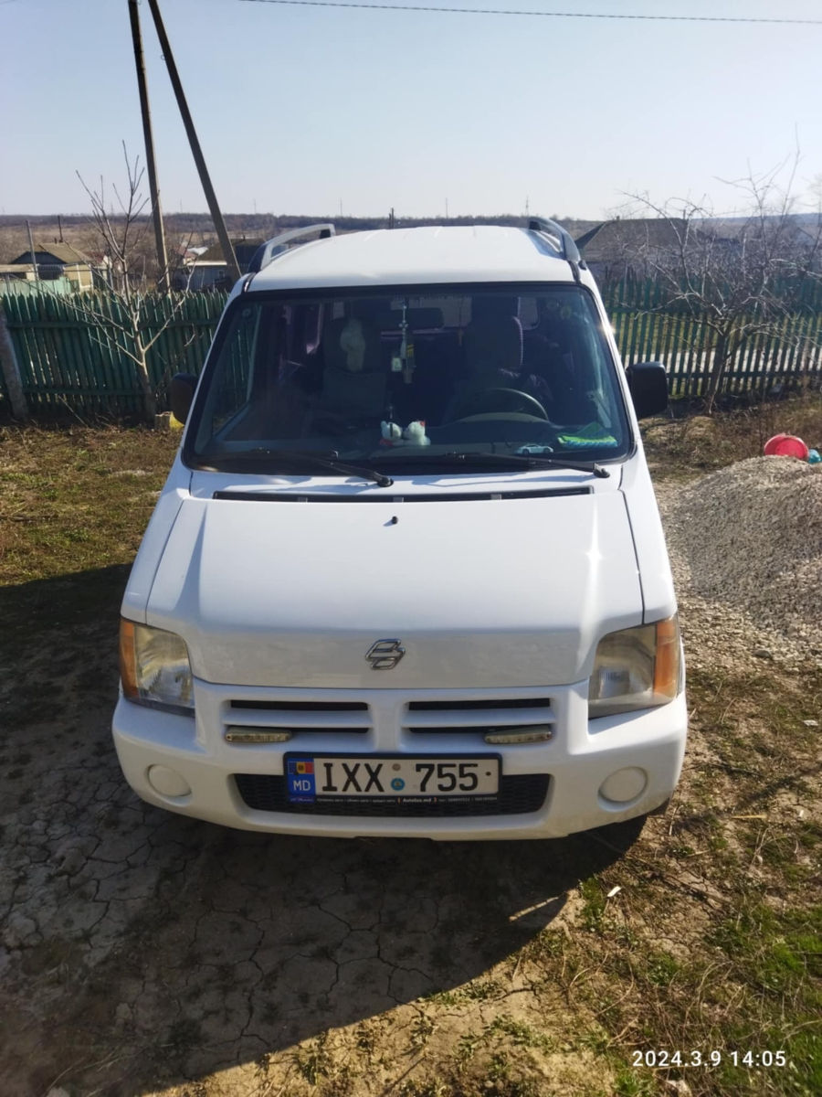 Suzuki Wagon R+