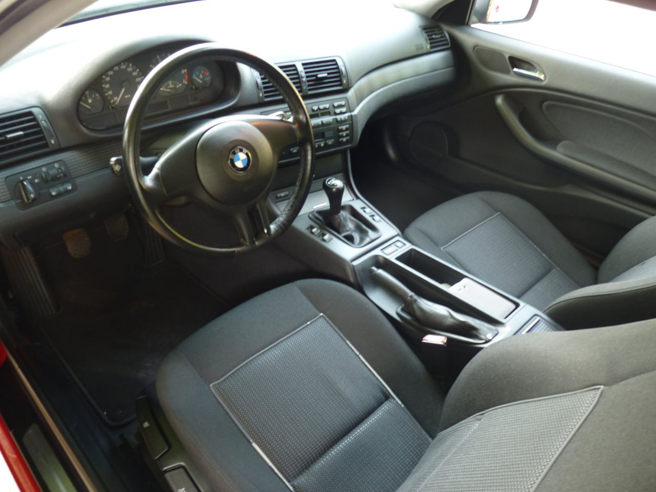 BMW 3 Series foto 5