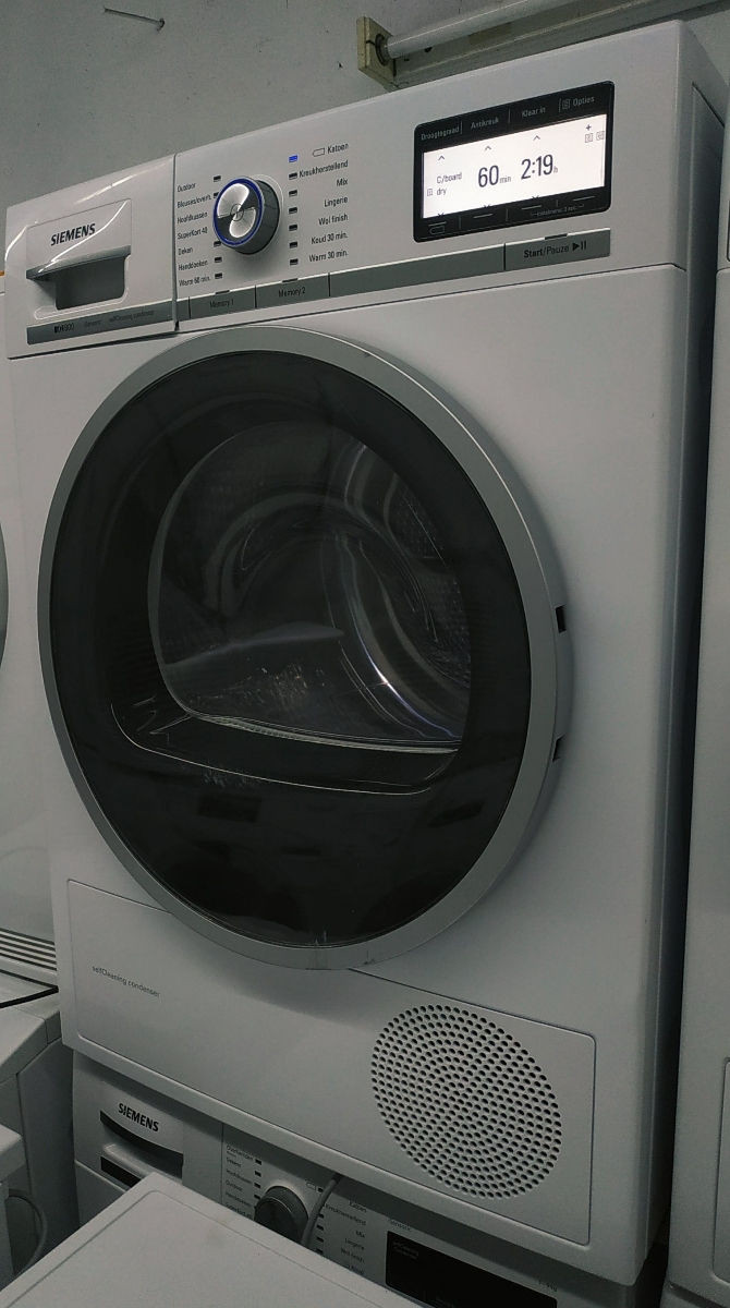Сушильная машина Siemens IQ800 на 9кг фото 3
