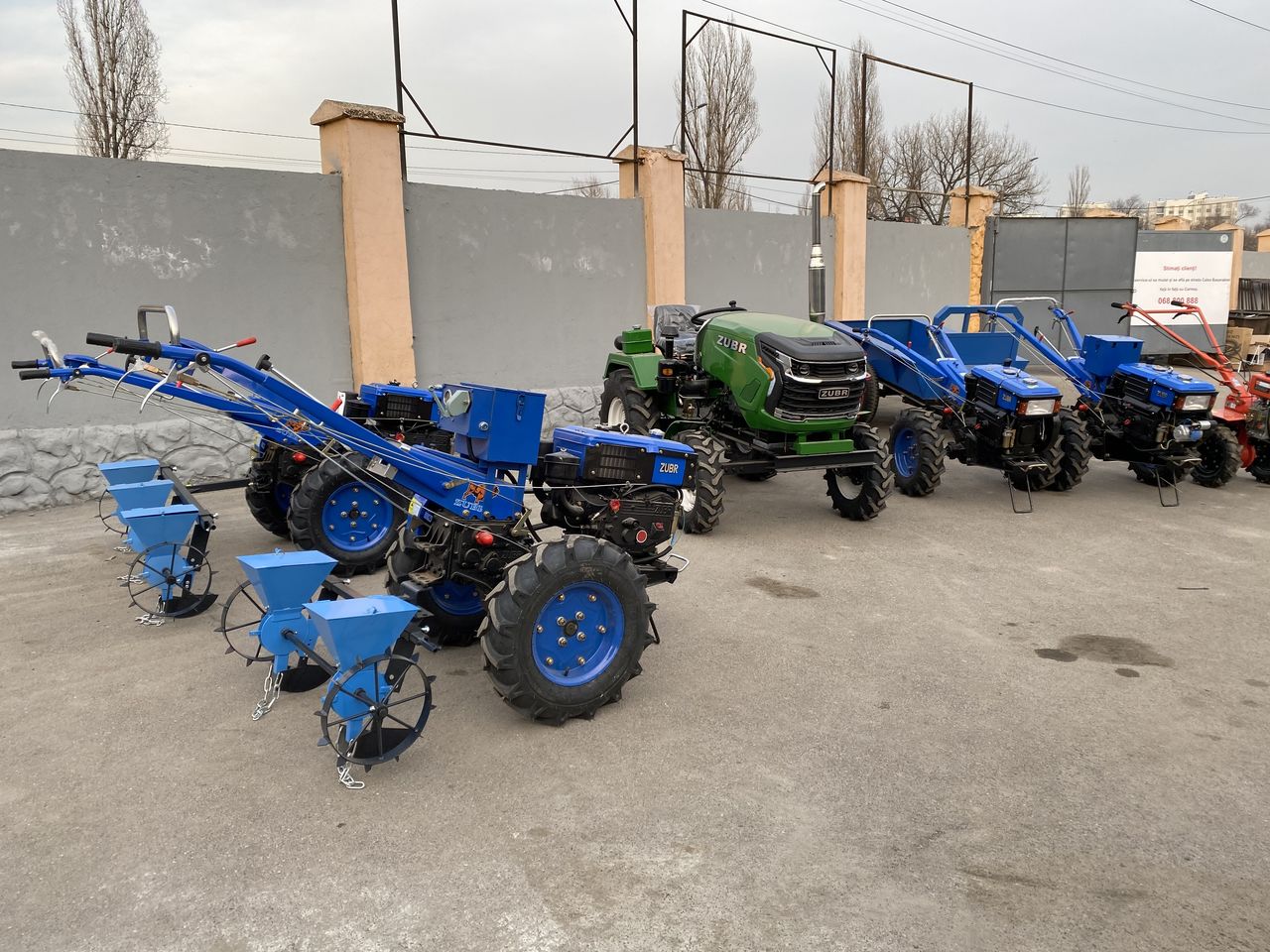 Minitractoare si motoblocuri zubr foto 15