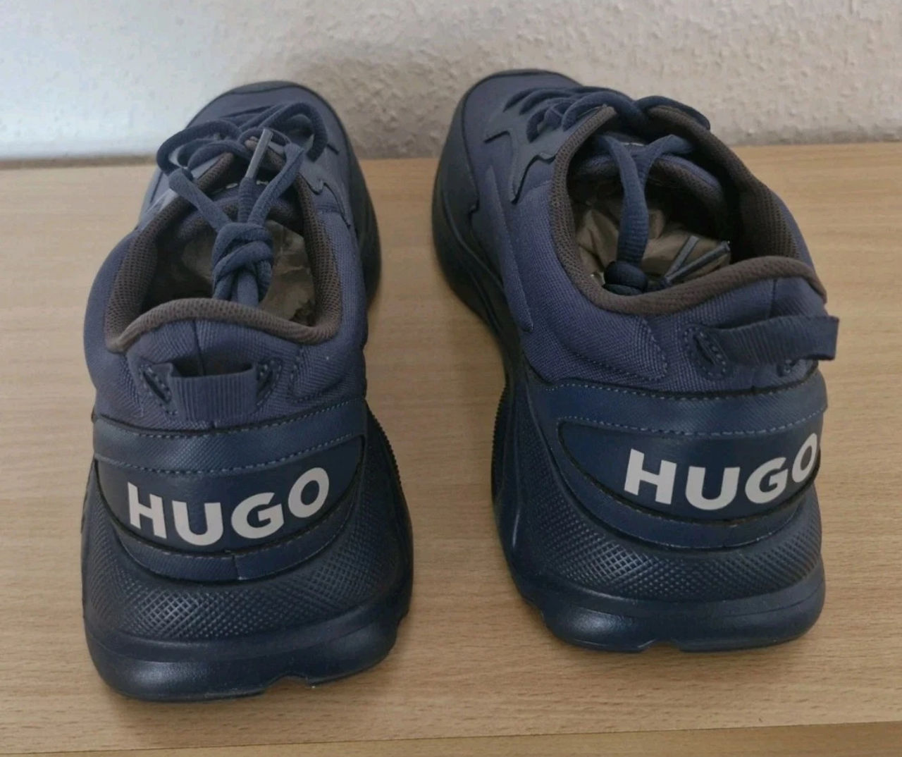 Продам кроссовки Hugo Boss original  foto 1