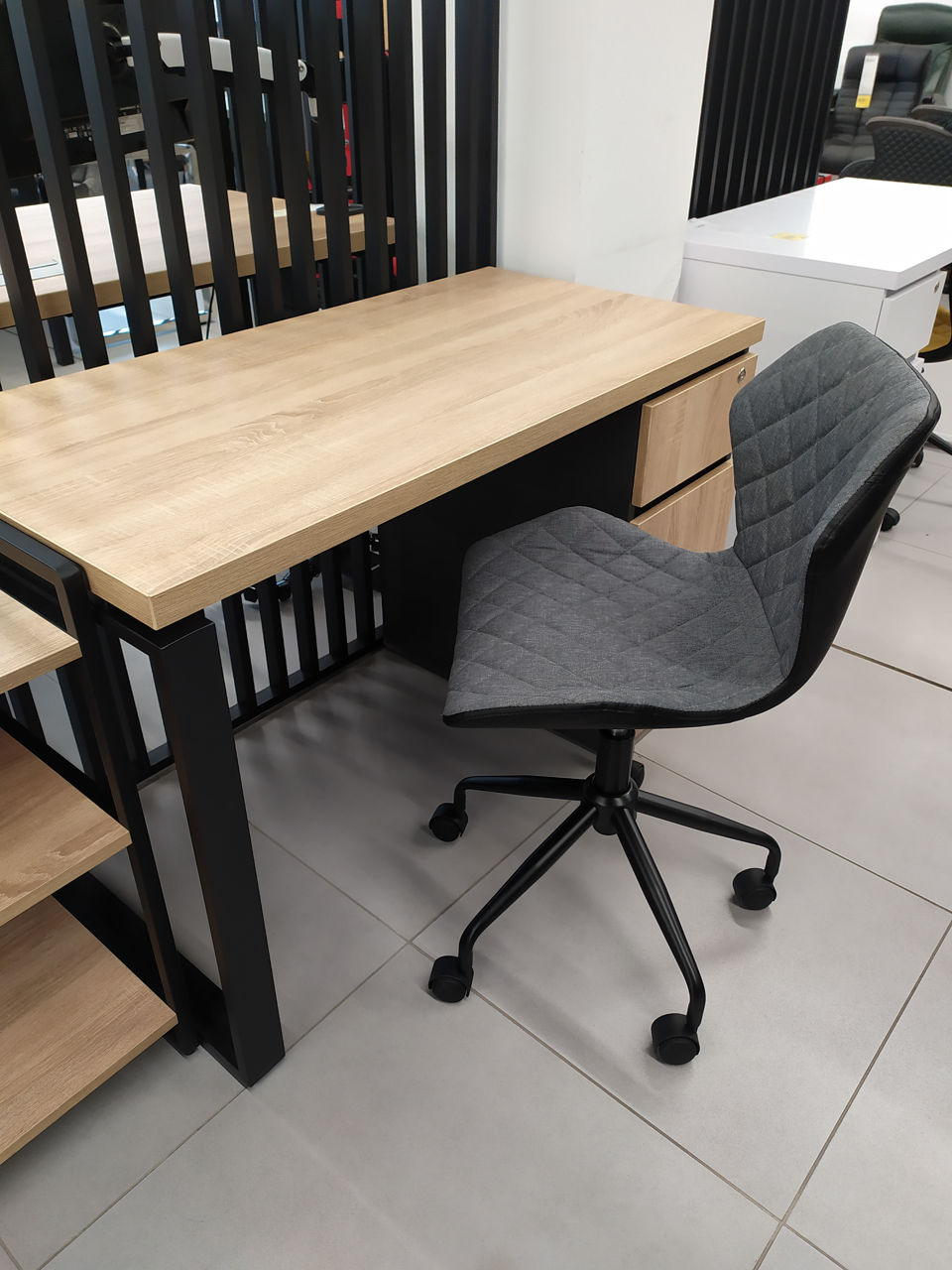 Mobilier birou la comanda si in serie (in rate si credit) Livrare si montare! foto 4