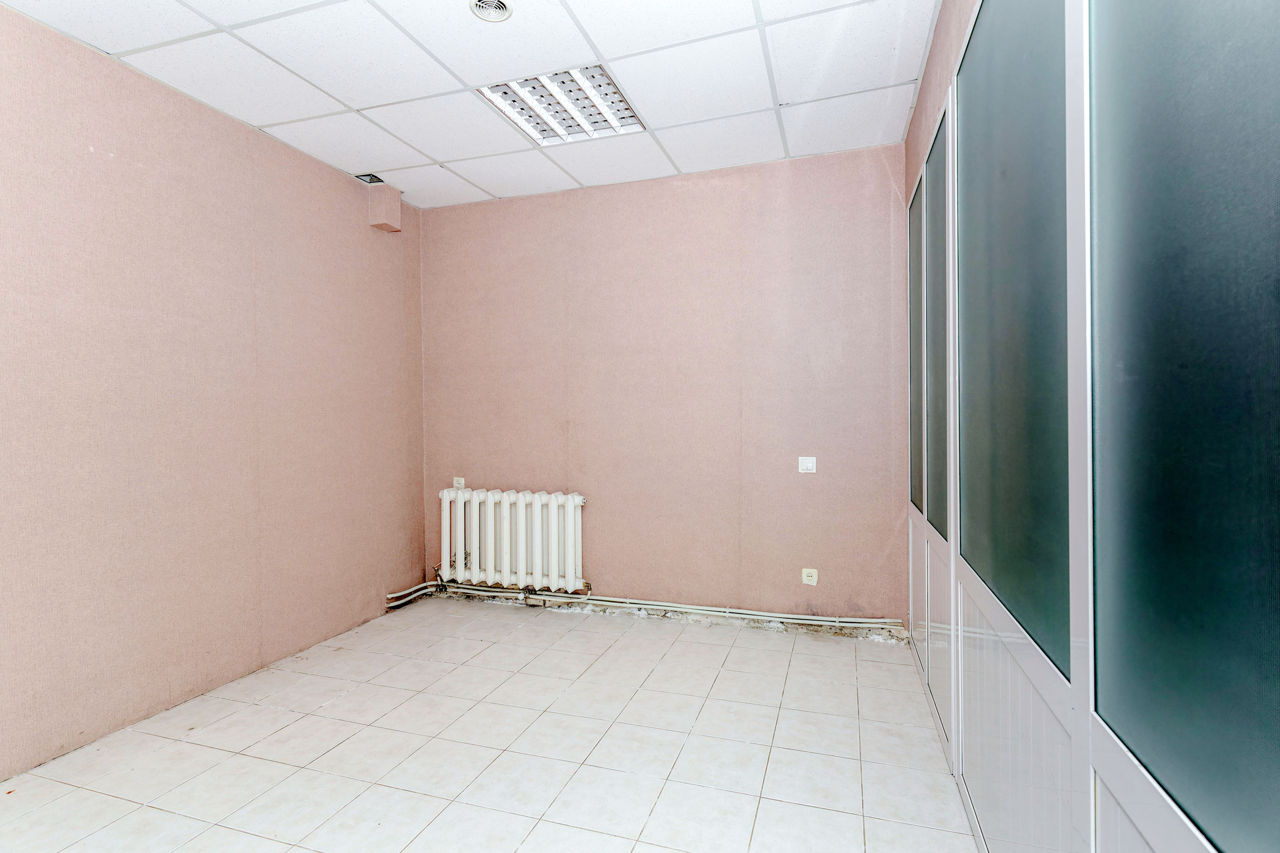 Chirie oficiu sau spatiu comercial, Buiucani ! фото 3
