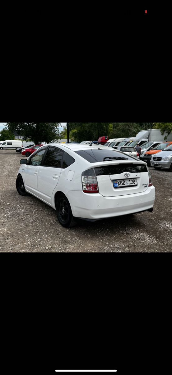 Toyota Prius foto 2