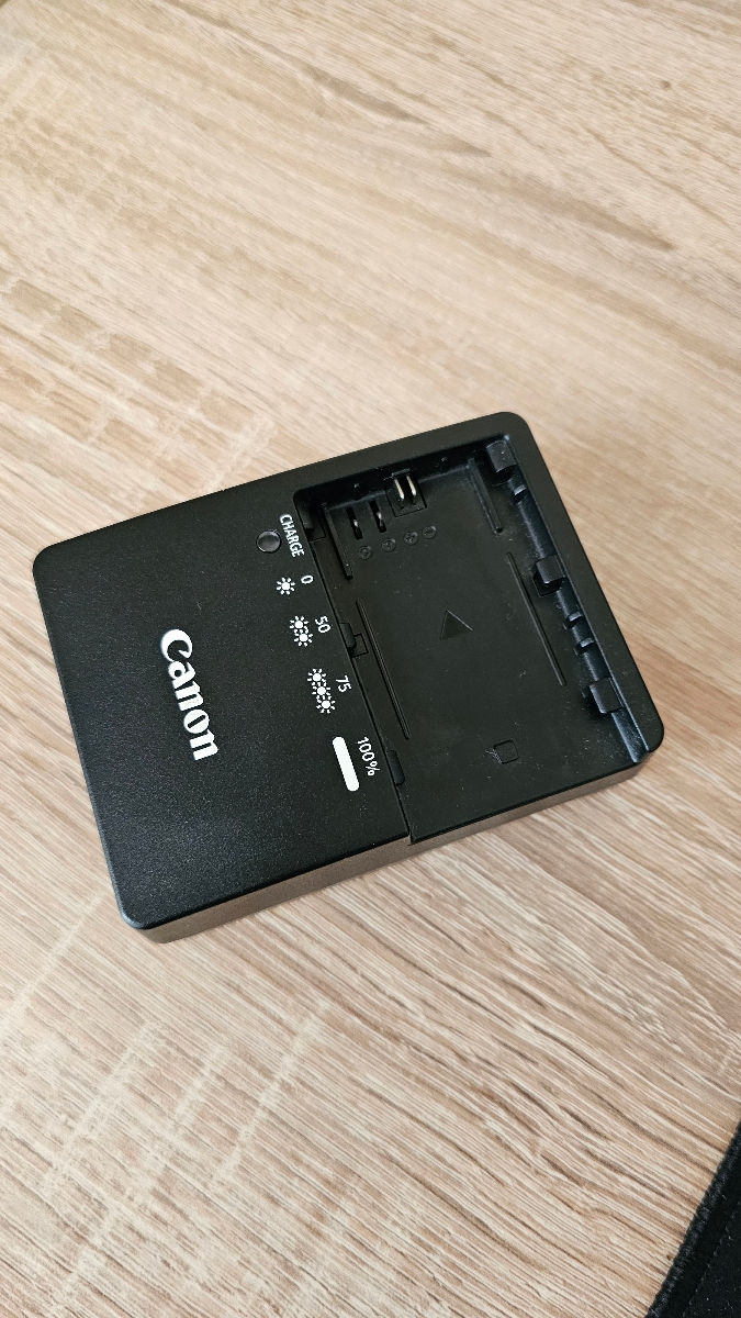 Canon 5D Mark IV  foto 9