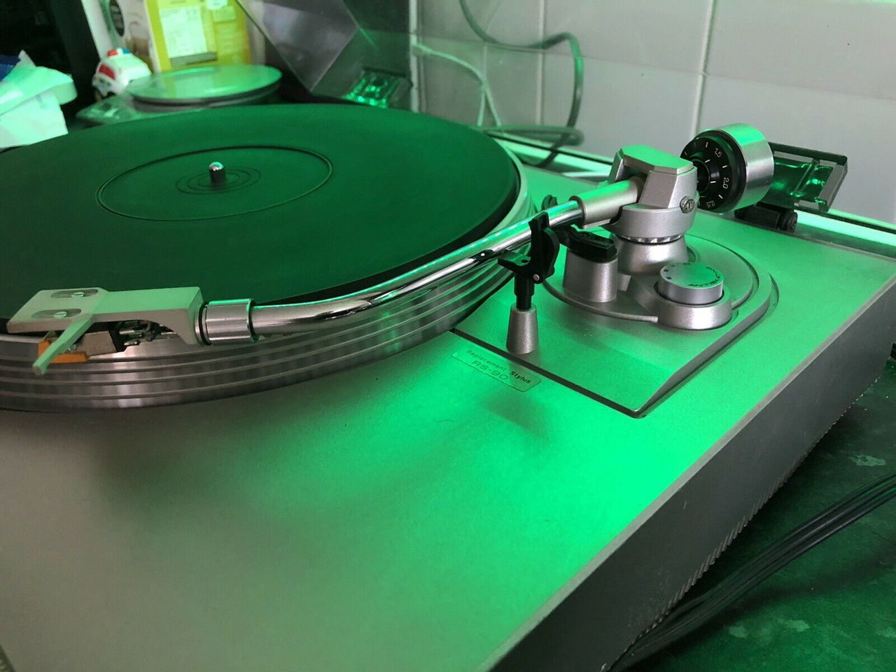 Akai AP-D30 Direct Drive Semi-Automatic Turntable фото 2
