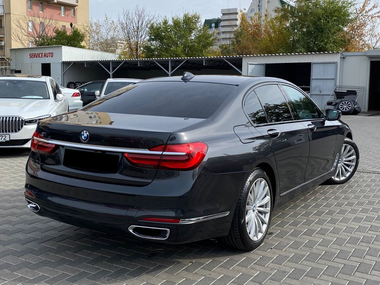 BMW 7 Series foto 4