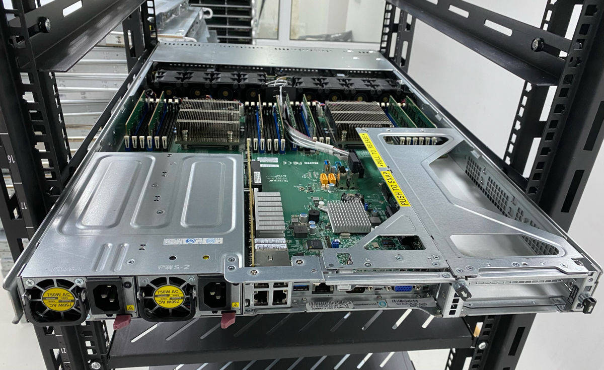 ID:0050 Server Supermicro foto 1