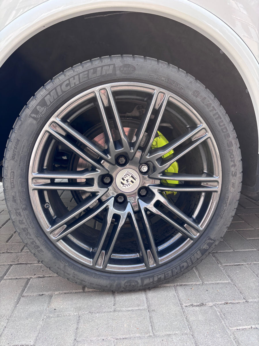 Porsche Cayenne foto 9