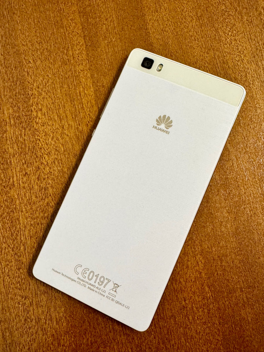 Huawei P8 Lite foto 1
