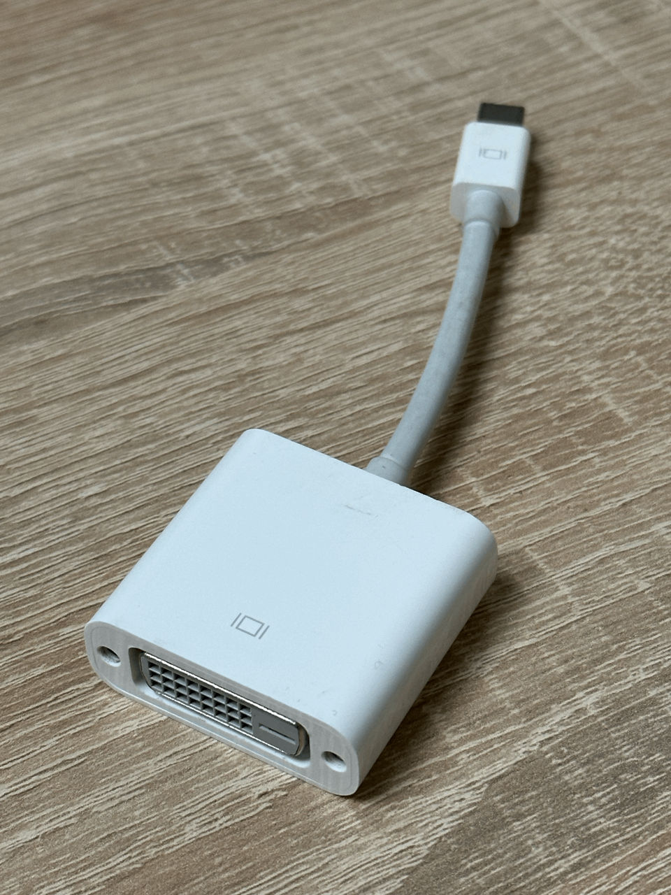 Apple Адаптер Mini DisplayPort — DVI