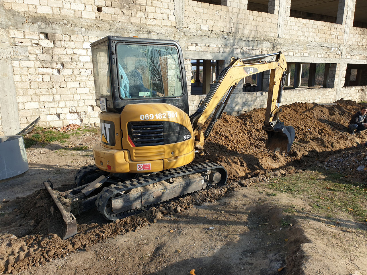 Servicii excavator, buldoexcavator,bobcat,miniexcavator,compactor,каток,Kamaz,dezapezire foto 9