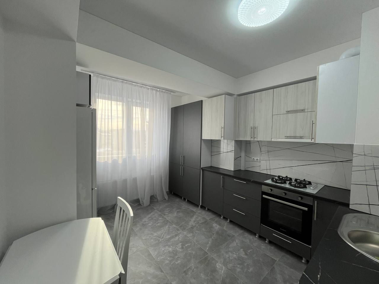 Apartament cu 1 cameră, 48 m², Centru, Chișinău