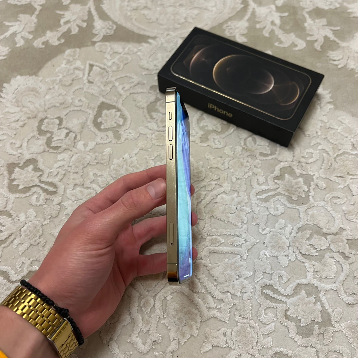 iPhone 12 Pro 256GB Gold фото 2