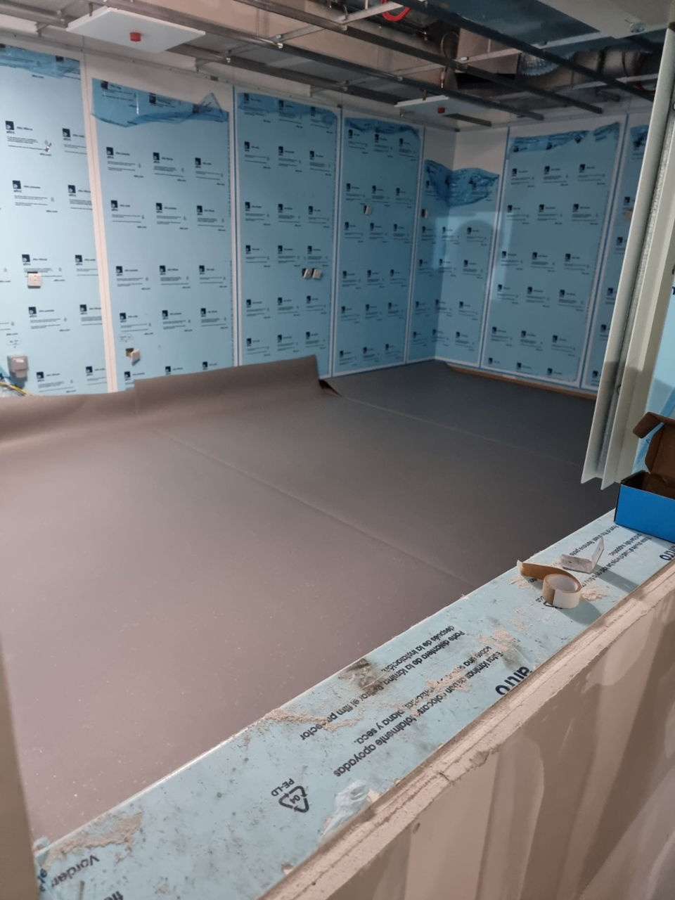 Montaj profesional podele...Linoleum Laminat Covrolin LVT Venil Parchet foto 7