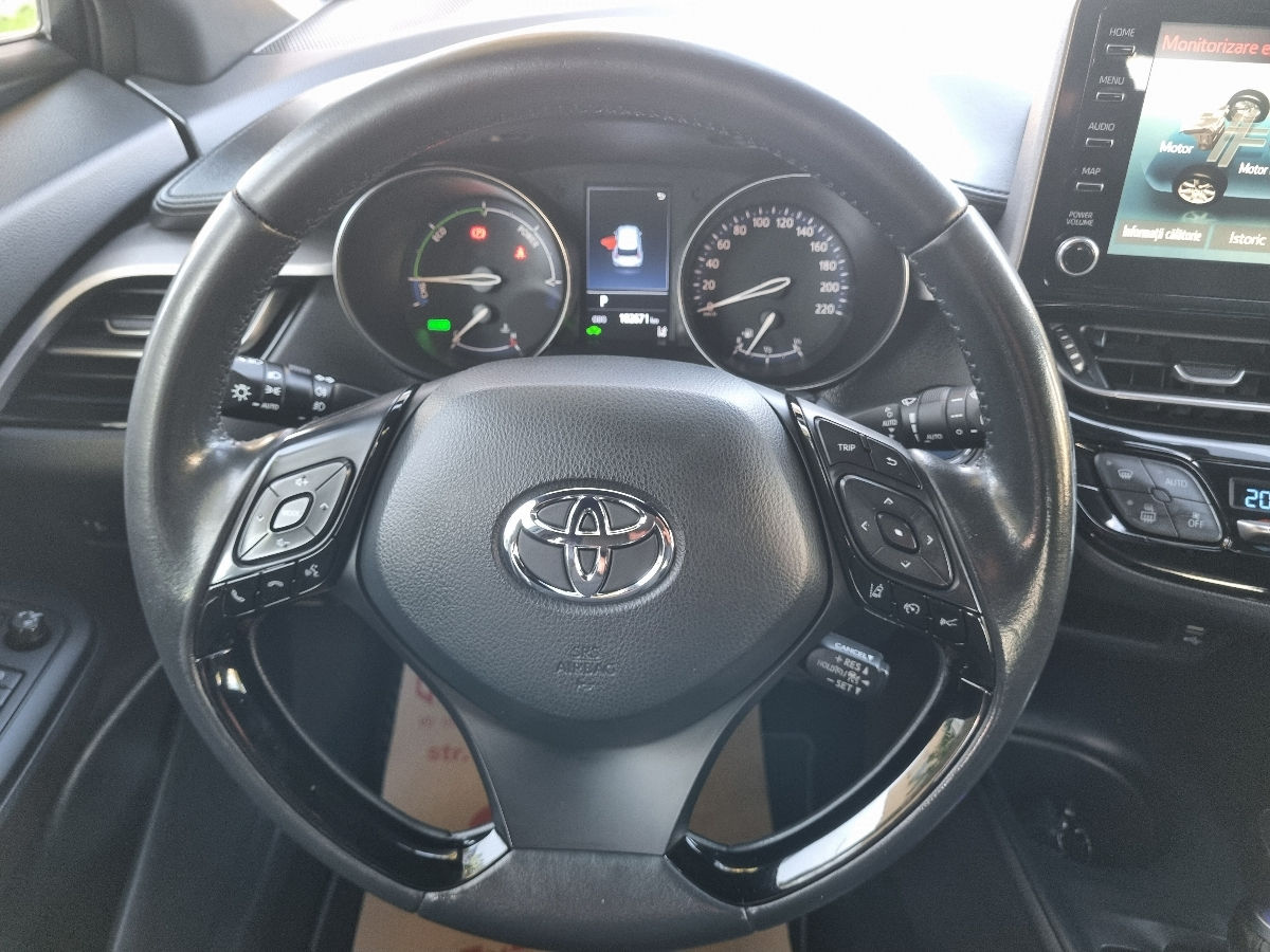 Toyota C-HR 2022 photo 16