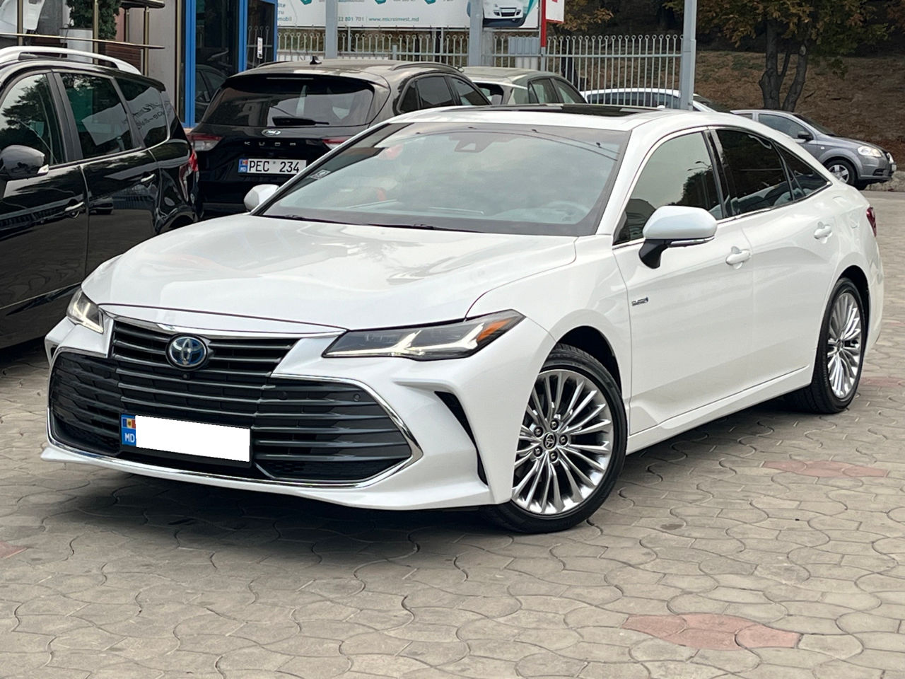 Toyota Avalon foto 2