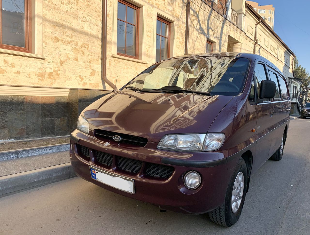 Hyundai H200