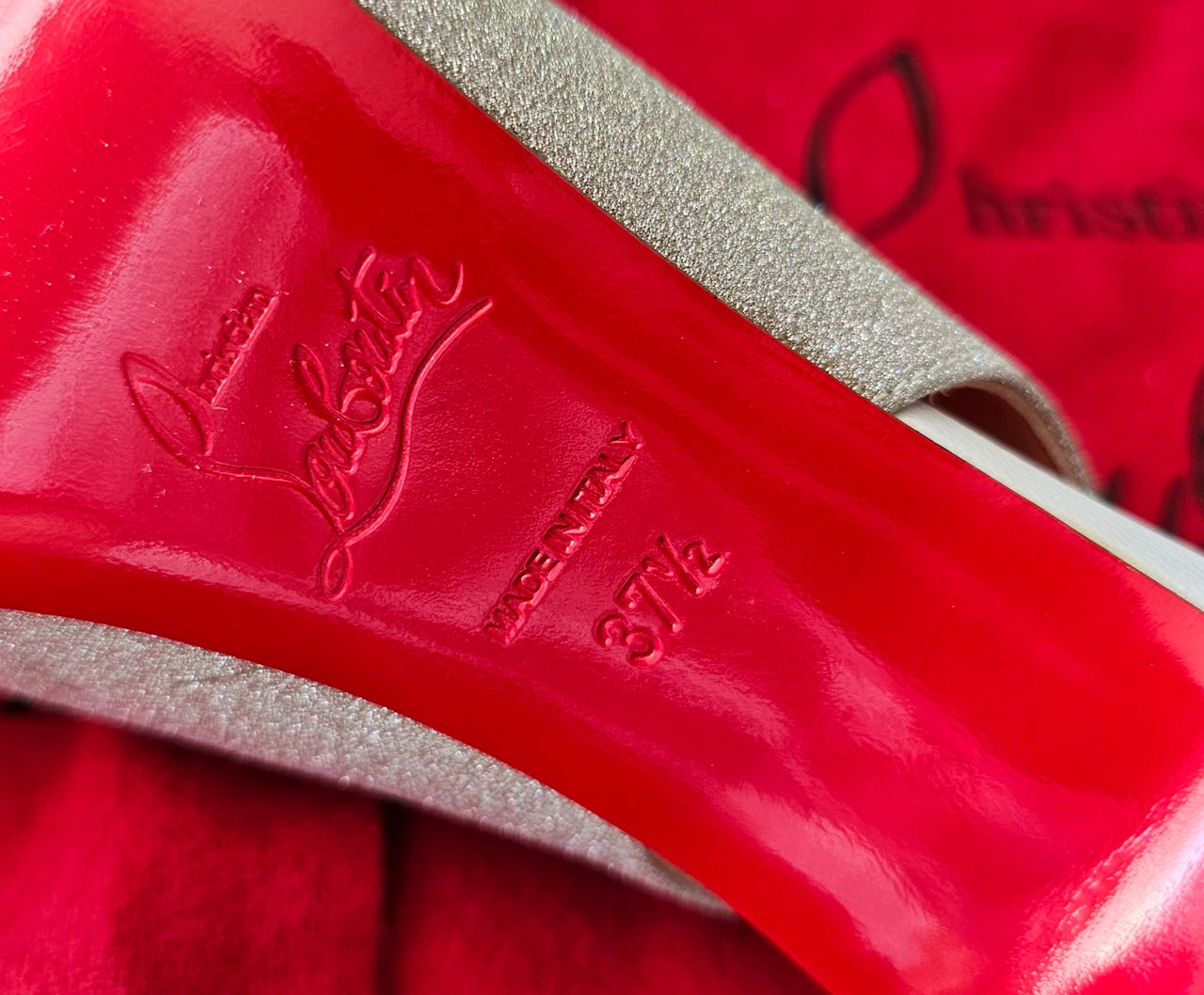 Pantofi Christian Louboutin foto 5