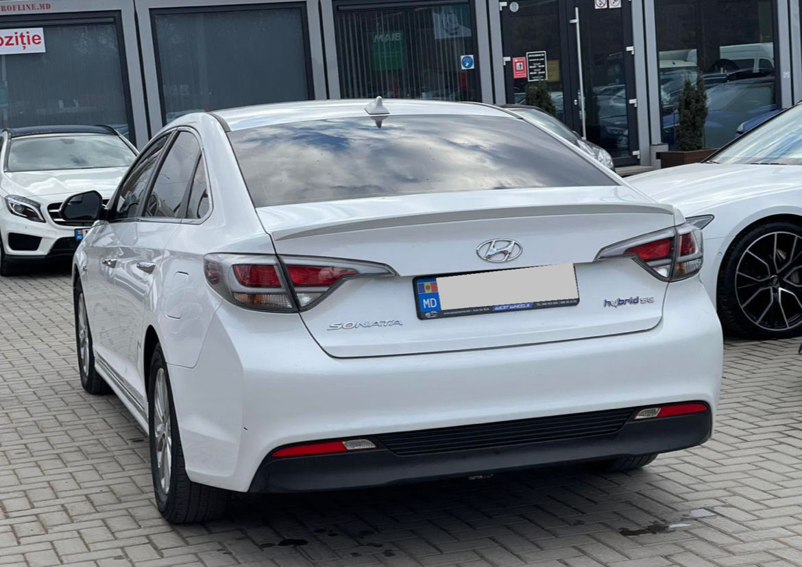 Hyundai Sonata foto 1