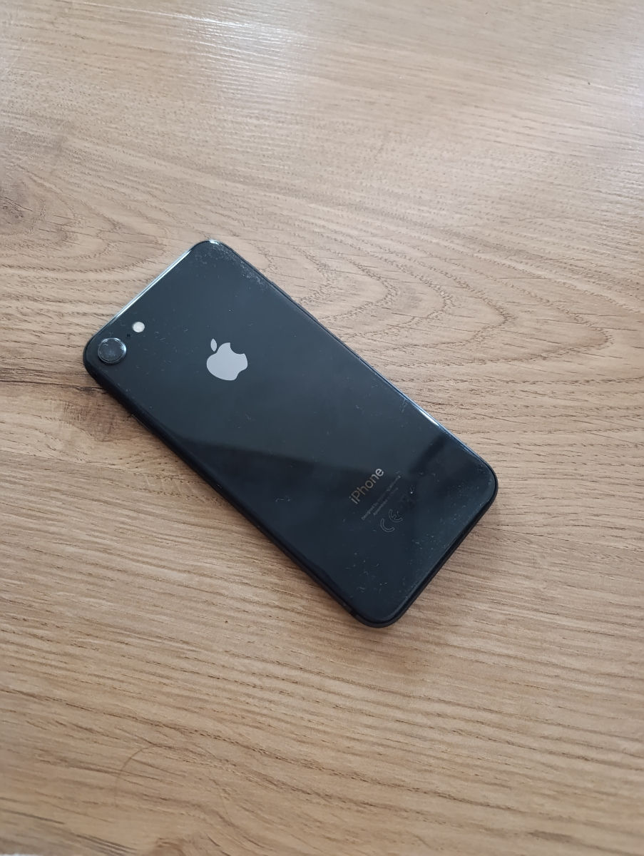iPhone 8 foto 1