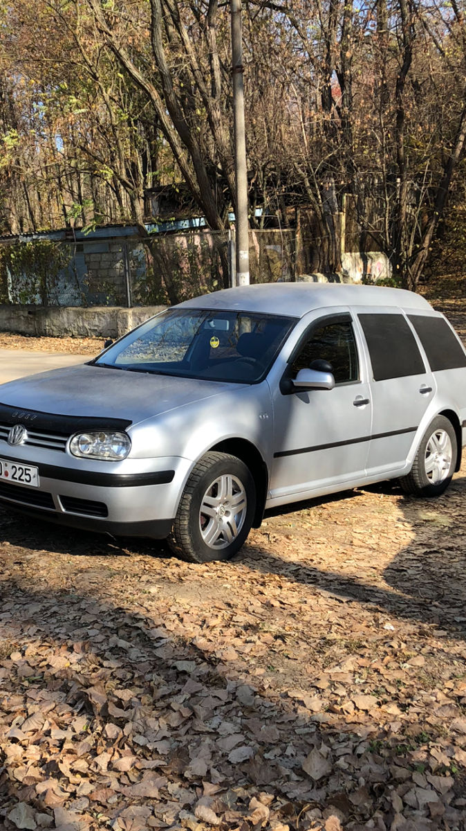 Volkswagen Golf foto 0