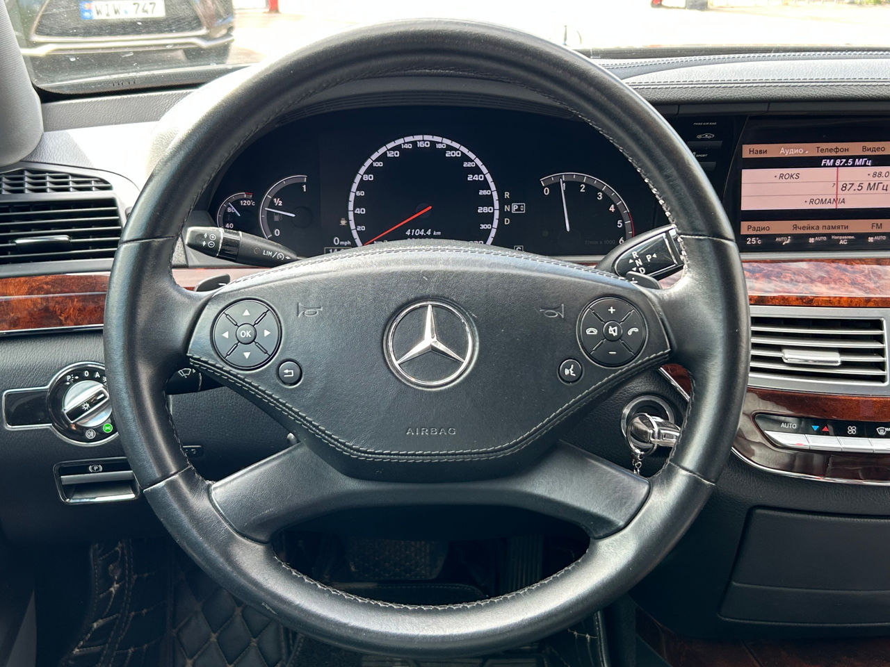 Mercedes S-Class foto 10