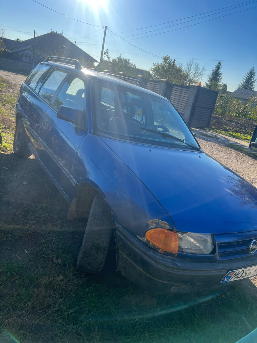 Opel Astra foto 6