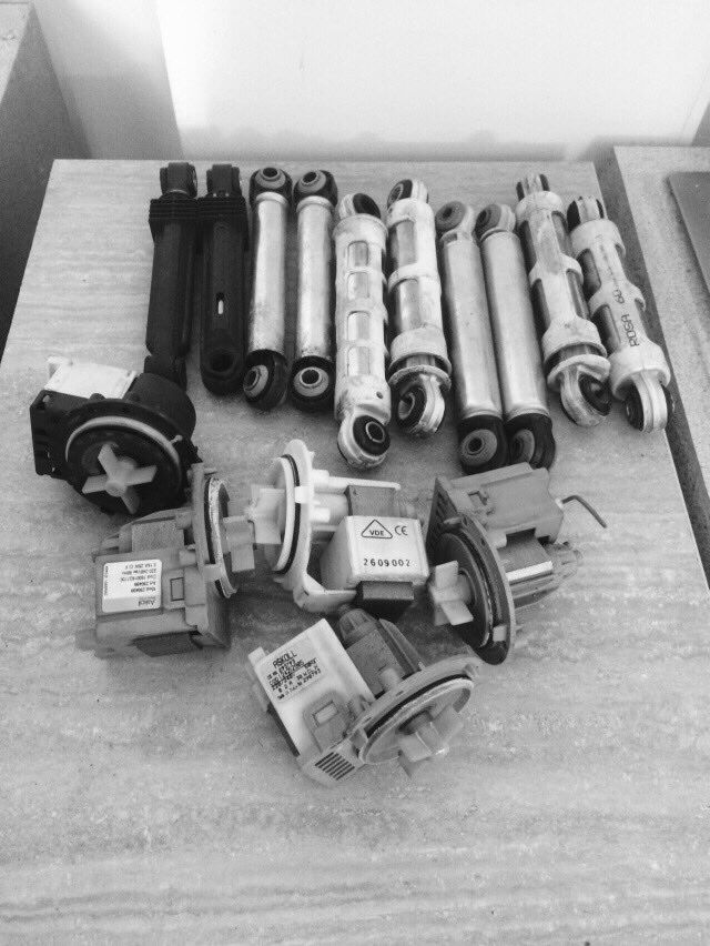Mester mașini de spălat. Reparatia masinilor de spalat automate foto 2
