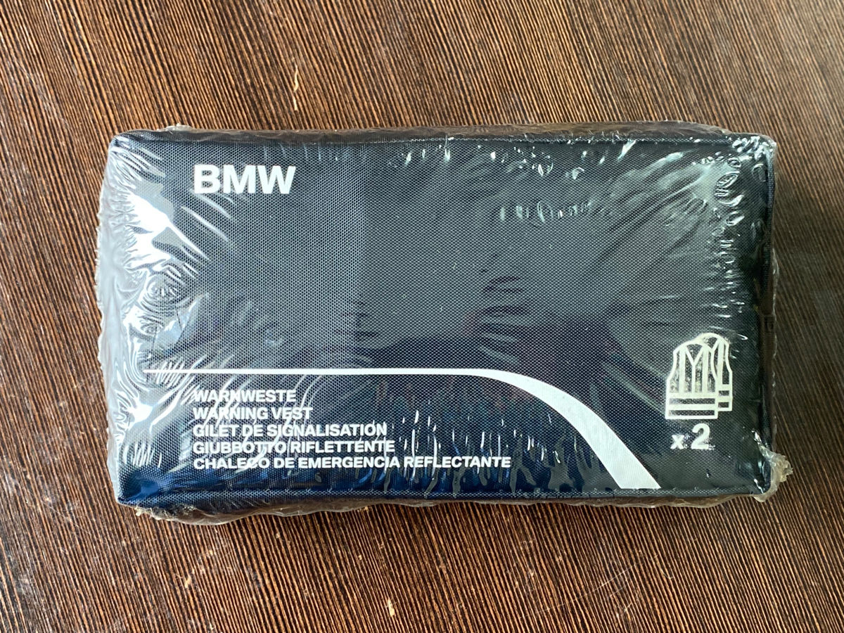 Truse medicale Bmw , Audi… Originale . Vesta reflectorizanta. Semn de Avariere ! foto 6