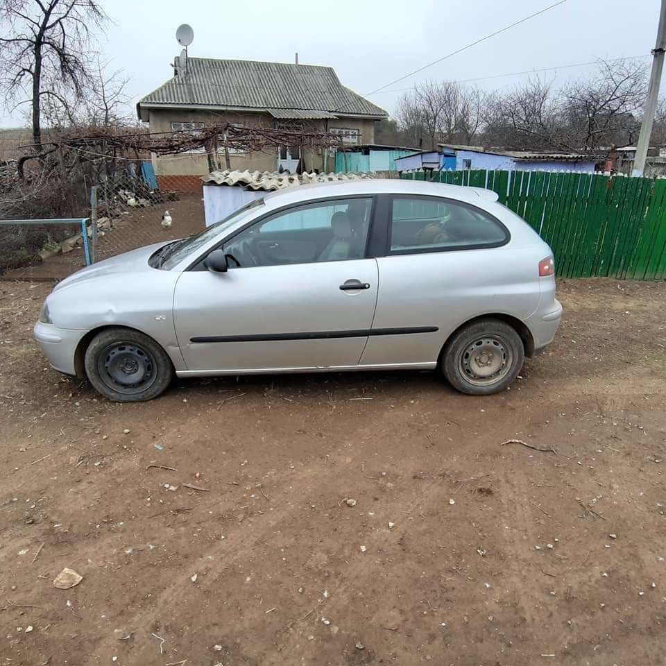 Renault Clio foto 9