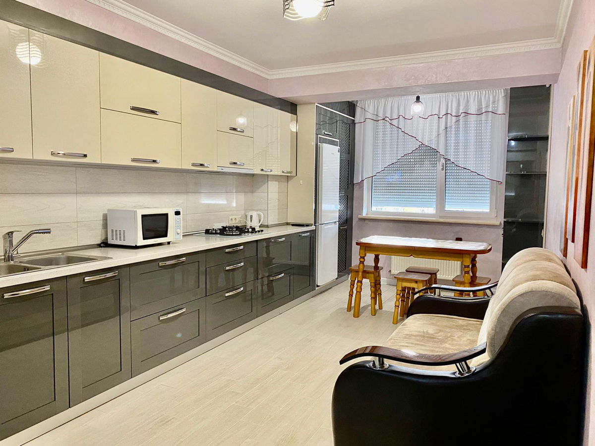 Apartament cu 1 cameră, 55 m², Centru, Chișinău foto 0