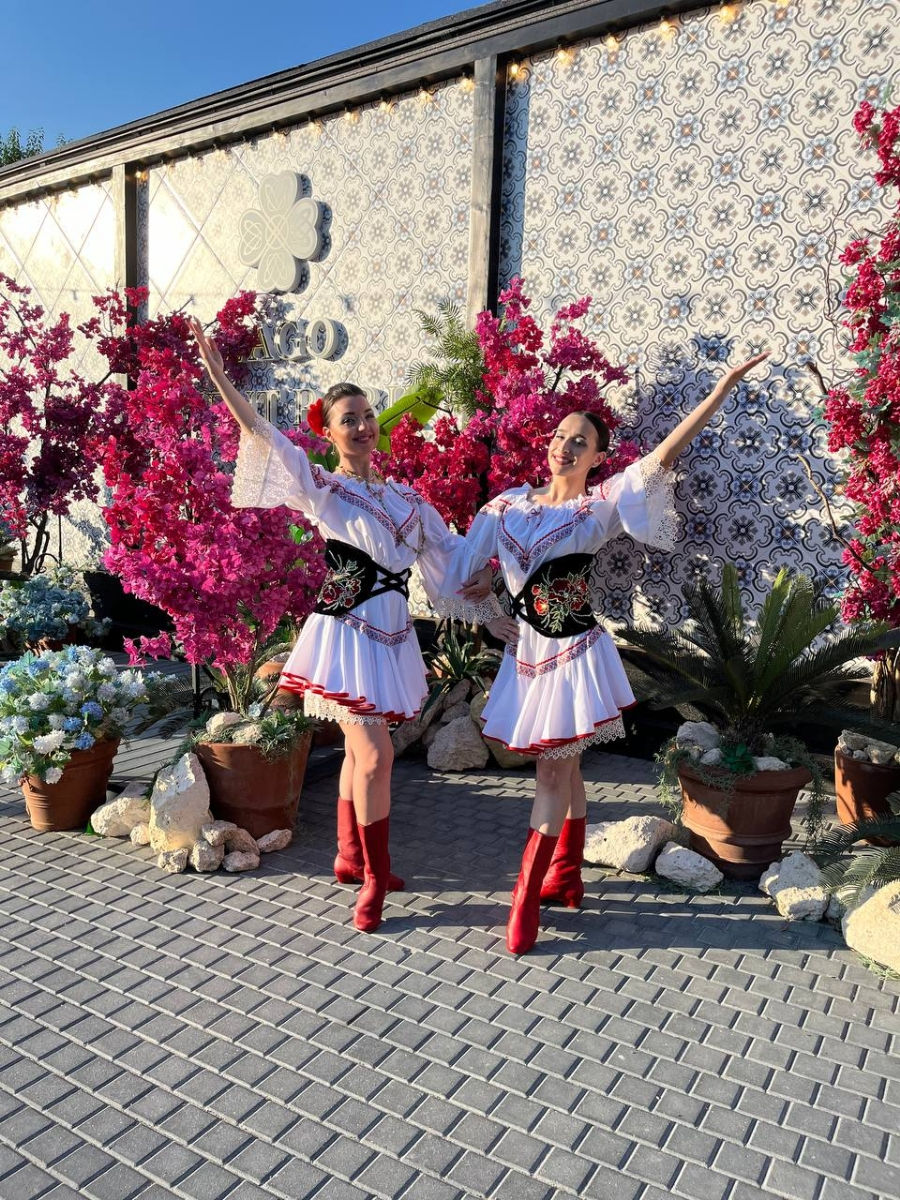 Flamingo Show. Dansatori profesionisti foto 7