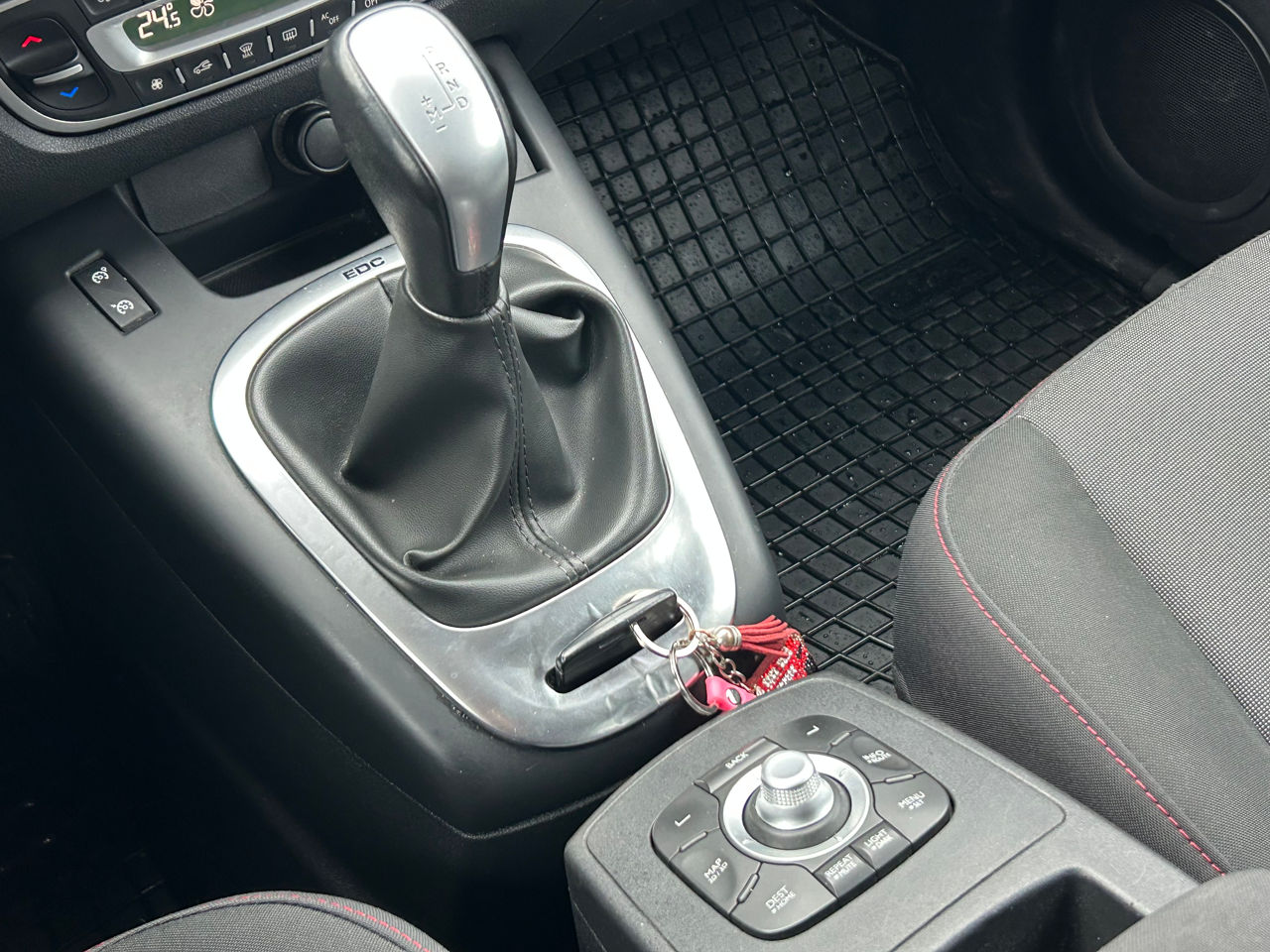 Renault Scenic foto 14