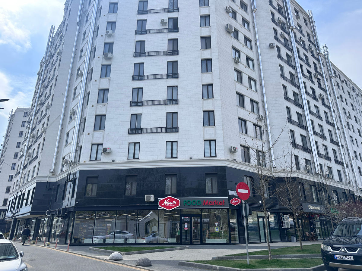 Parter I.Radu Newton House foto 2