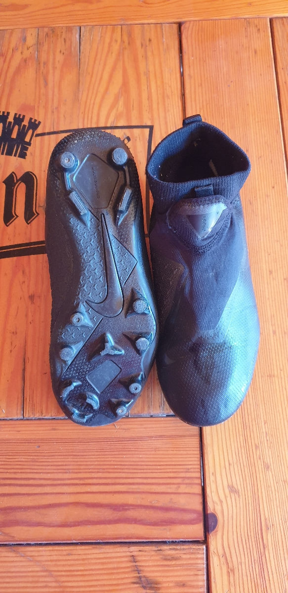 Vind buțe pentru fotbal Nike Phantom Vision marimea 35 talpa 22 cm. Adidas Copa marimea 33 . foto 2