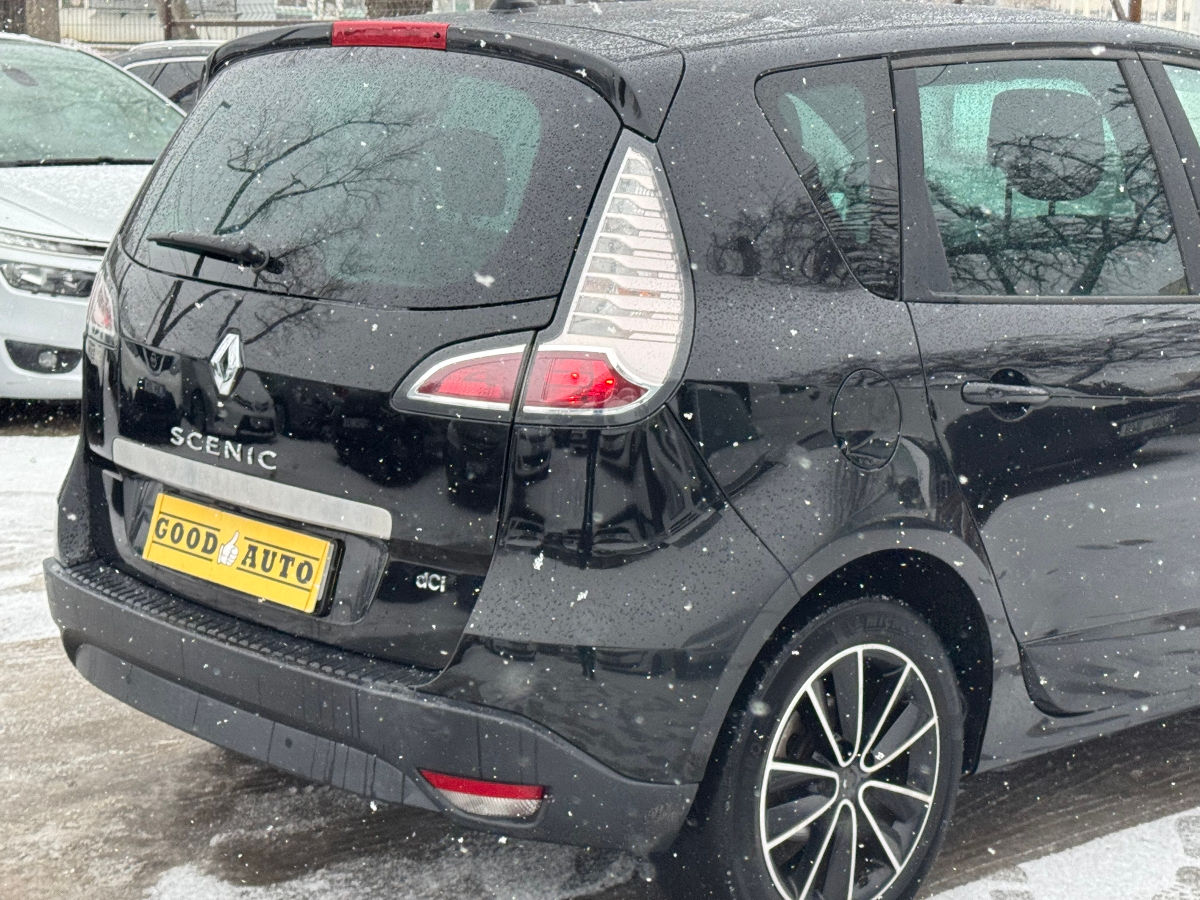 Renault Scenic 2016 г. с пробегом 217000 км, Дизель, 7699