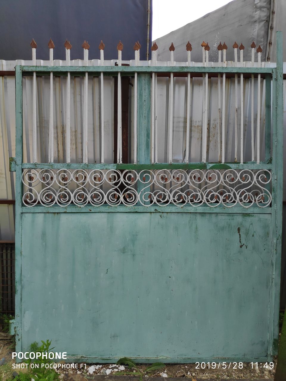 Porți metalice. Uși garaj. foto 5