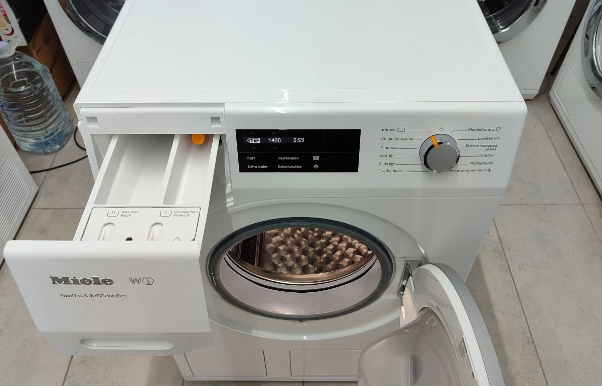 Стиральная машина Miele W1 XL TwinDos + WiFi фото 5