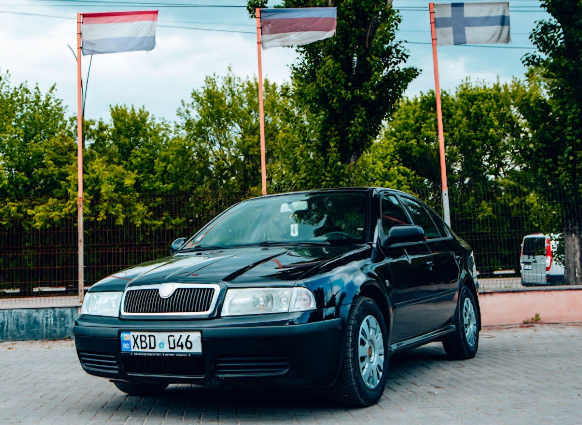 Arenda Auto foto 8