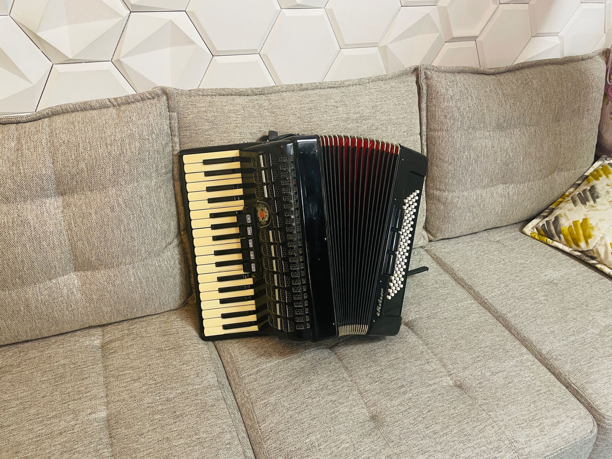 Acordeon weltmeister meteor 80b foto 0