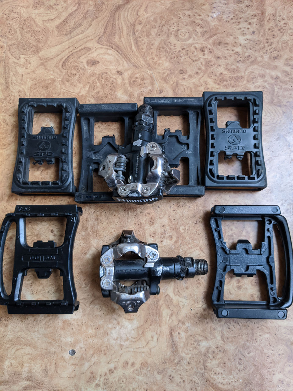 Продам комплект контактных педалей . Shimano DEORE PD-M520